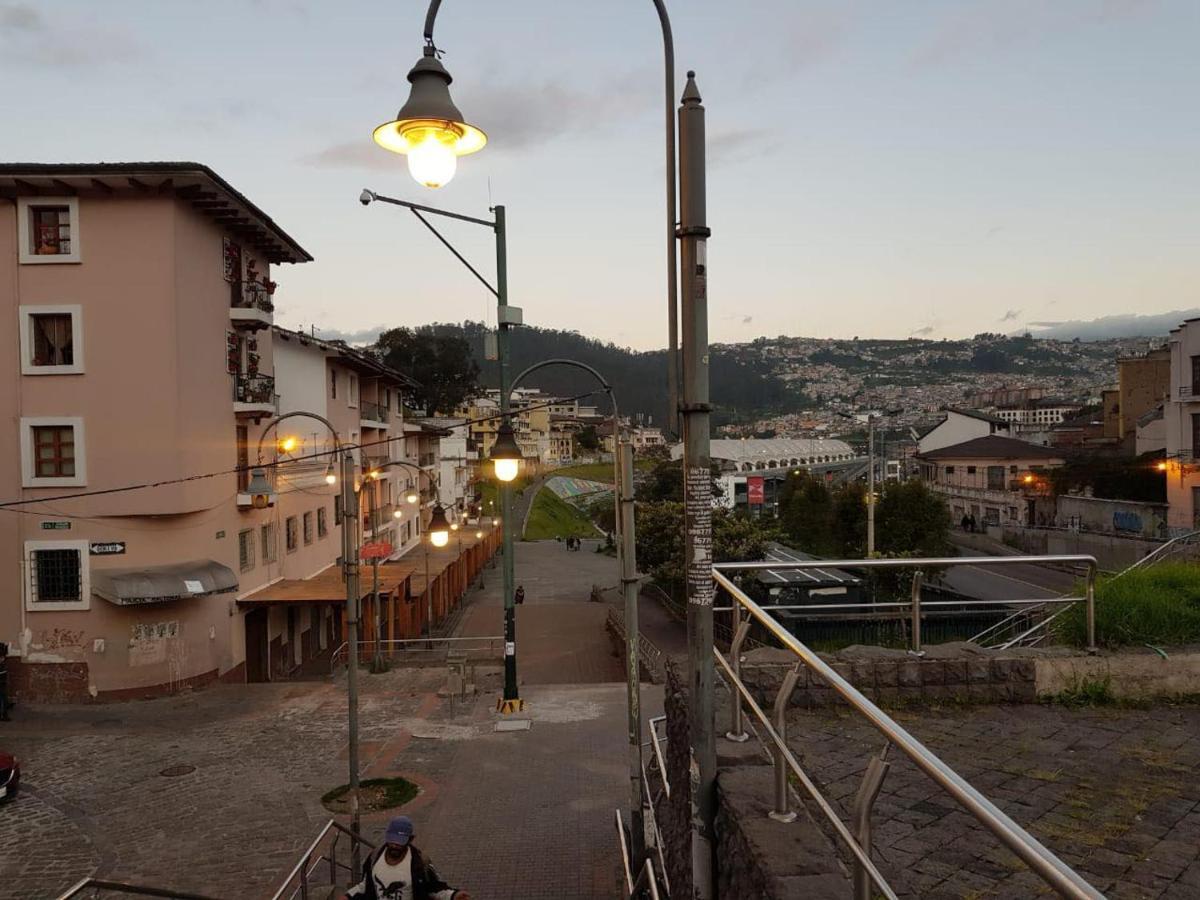 Apartamento 32 Juana De Arco Quito Eksteriør bilde